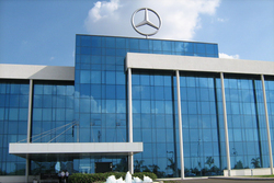 компания Mercedes-Benz