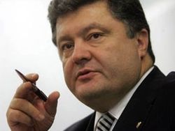 За сутки не убит и не ранен ни один украинский военный – Порошенко 