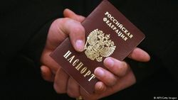 Упрощенное получение гражданства РФ предполагает такое же его лишение