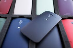 На «живых» фото засветился Motorola Moto G2