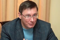 Эксперты: Отставка Луценко связана с законом о валютных кредитах