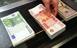 Рубль в свободном плавании обрел свой курс – Минфин РФ