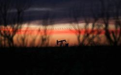 Аналитики ожидают достижения дна нефти за три месяца