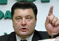 Порошенко запретил Путину трактовать Конституцию Украины 