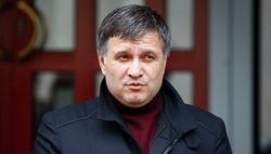 Аваков не видит перспектив для переговоров с террористами Востока