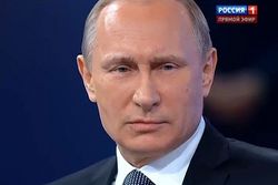 Путин так и не ответил на «Прямой линии» на вопрос о самоизоляции России