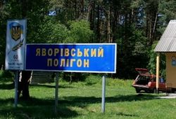 На полигоне в Яворове трое военнослужащих едва не сгорели живьем