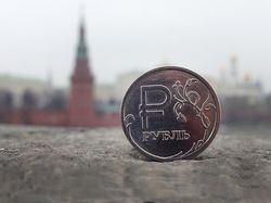 В России использовали половину резервного запаса денег