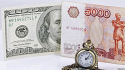 Россияне верят, что через год доллар будет стоить 49 рублей 