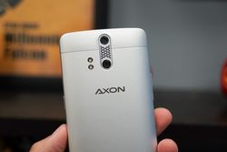 ZTE рассказала подробнее о смартфоне Axon 7