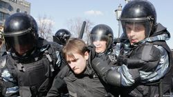 12 июня – бенефис Навального, 15 июня – соло Путина. Совпадение? Не думаю