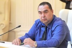 Плотницкий потребовал от российских казаков полного подчинения ЛНР 