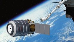 Частный космогрузовик Cygnus не смог пристыковаться к МКС