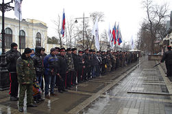 Митинг у здания парламента Крыма возобновился, ждут звезд шоу-бизнеса из России