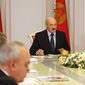 У Лукашенко ищут пути для выхода экономики Беларуси из кризиса