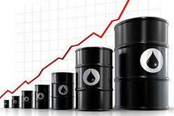 Цена нефти выросла выше 103 долларов на фоне слабости курса доллара на Форексе