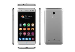 ZTE  представила официально смартфоны Blade V7 и V7 Lite