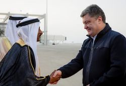 Порошенко наладит поставки оружия из ОАЭ