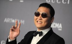 Новый клип PSY набрал более миллиарда просмотров на YouTube