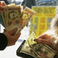 Курс доллара к гривне на межбанке Украины достиг максимума 9,28