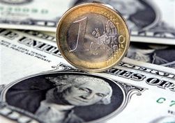 Евро снизился к курсу доллара на 0,17% до 1,3768 на Форекс