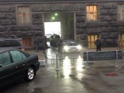 Члены правительства Украины покидают здание Кабмина через черный ход – нардеп