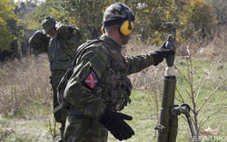 Российско-террористические войска группируются в трех районах Донбасса – ИС