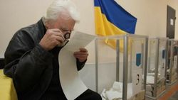 Почему эксперты назвали закон Украины о местных выборах «одноразовым»