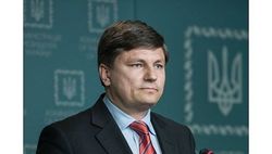 Пропрезидентскую фракцию БПП в Верховной Раде возглавил Артур Герасимов