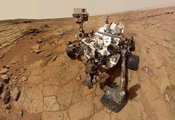 Марсоход Curiosity заснял на Марсе НЛО