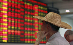 Фондовый рынок Китая во вторник обвалился на 6,1 процента