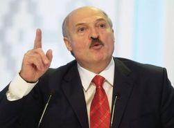 Лукашенко требует прекращения боевых действий на Востоке Украины