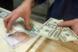 Курс евро поднялся до 1.2930 на Forex