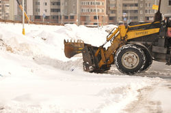 В Киеве инспекция по благоустройству штрафует за неубранный снег