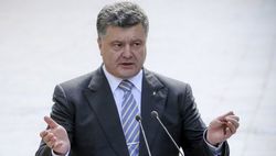 Порошенко обещает улучшение в Украине с 2016г.