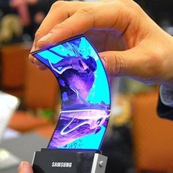 Сгибаемые смартфоны Samsung появятся не раньше 2017 года