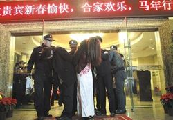 Власти Китая объявили войну проституции, порно и азартным играм