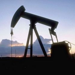 Нефтетрейдеры запасаются нефтью из-за обвала цен