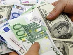 Курс евро на Forex начинает торги понедельника с флета