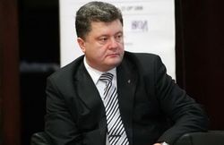 Зарплата президента Порошенко составляет 9296 гривен – АП