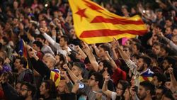 В Каталонии требуют референдум о независимости