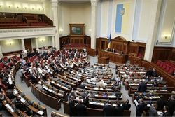 Большинство украинцев недовольно работой Рады, но о своем выборе не жалеют