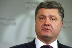 Возможно введение миротворцев на Донбасс - Порошенко