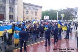 Пророссийские активисты побоялись напасть на митинг в Луганске