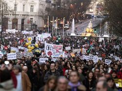 Полиция Бельгии подавила митинг протеста водометами и газом