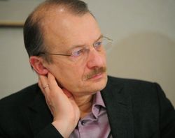 Банк России объявил войну доллару и евро – Алексашенко 