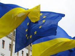 Украина просит у ЕС еще 2 миллиарда в долг