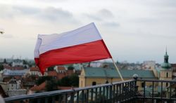 Декоммунизация добралась и до Польши