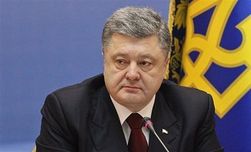 Только треть украинцев поддерживают политику Порошенко – опрос 