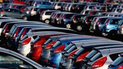 Рынок новых авто в Украине в 2013 году упал на 7,4 процента